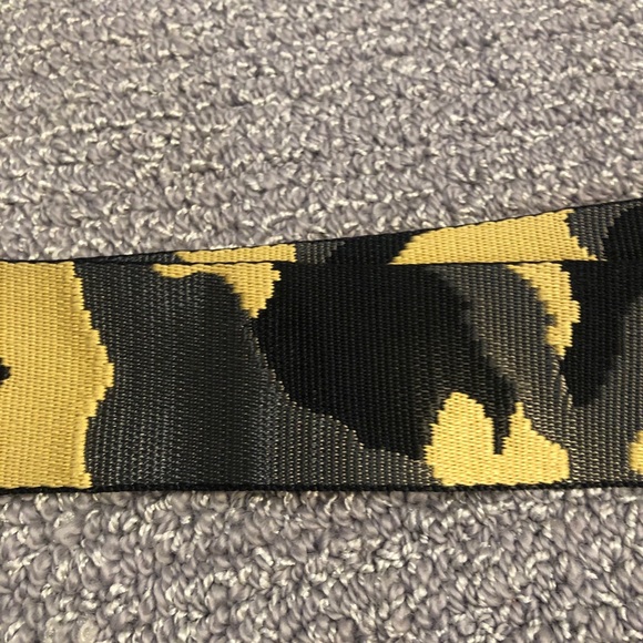 Ah-dorned bag w guitar strap - Picture 3 of 3